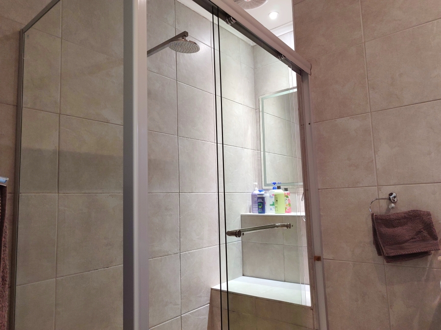 3 Bedroom Property for Sale in Flamwood North West